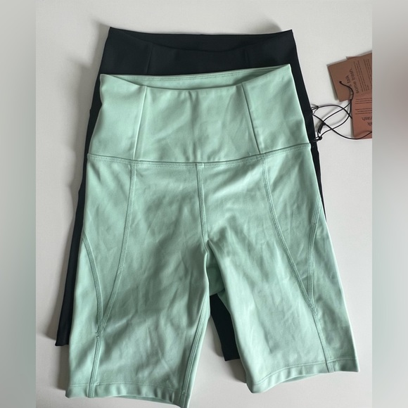 XS girlfriend collective NWT lot of 2 shorts navy glass high rise bike shorts - Picture 4 of 4